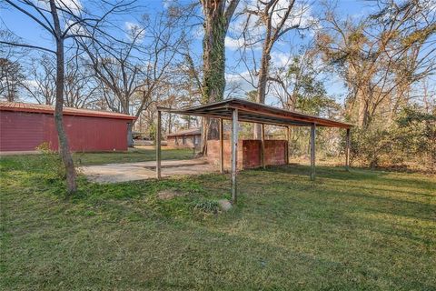 Tiny photo for 3224 Dearborn Street, Shreveport, LA 71107 (MLS # 21197423)