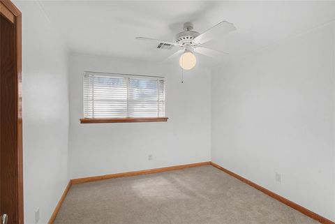 Tiny photo for 3224 Dearborn Street, Shreveport, LA 71107 (MLS # 21197423)