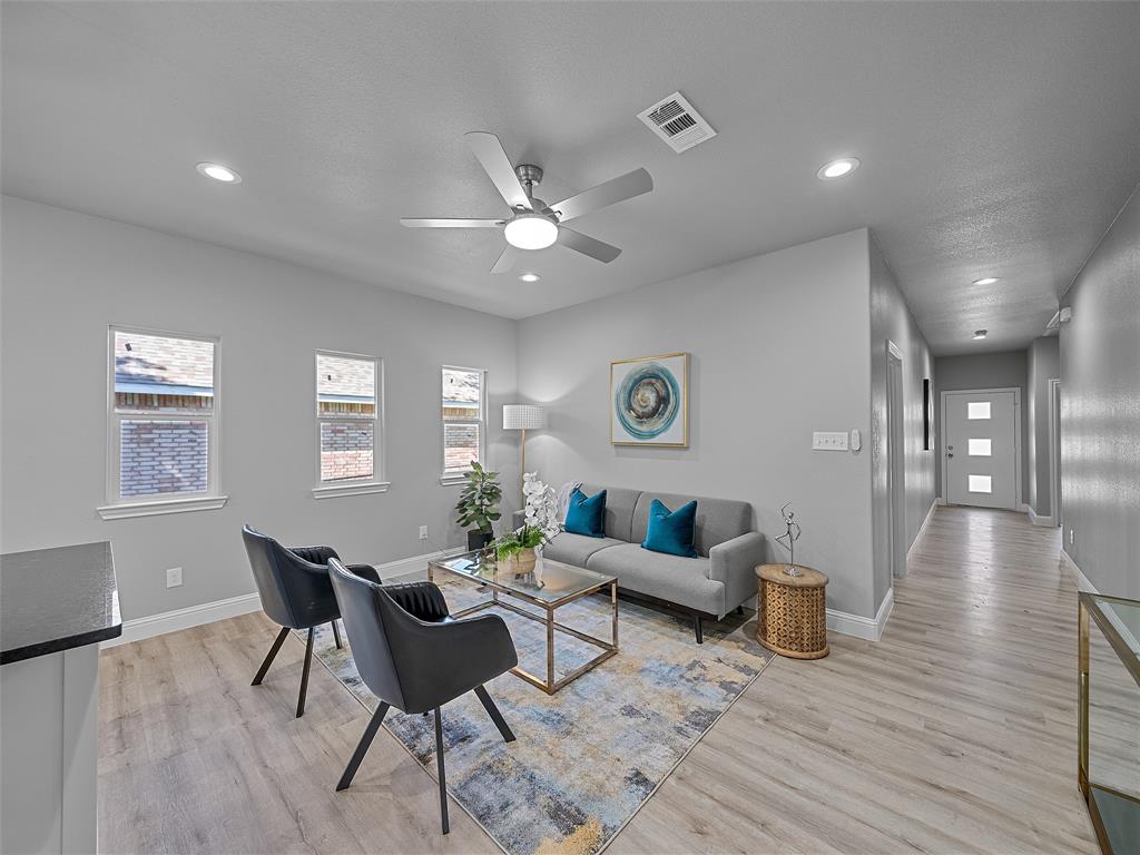 2524 Marjorie Avenue