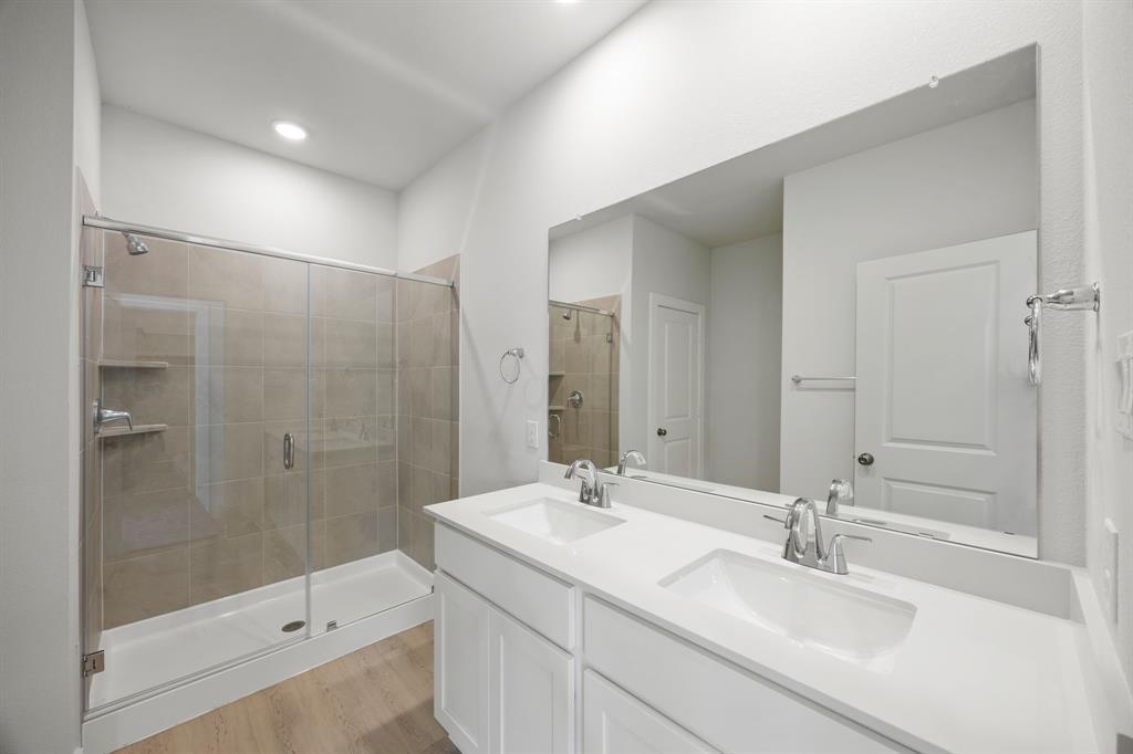 Overland Grove - Residential