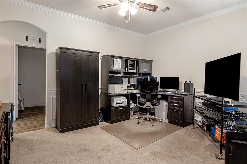 5100 Breezewind Lane