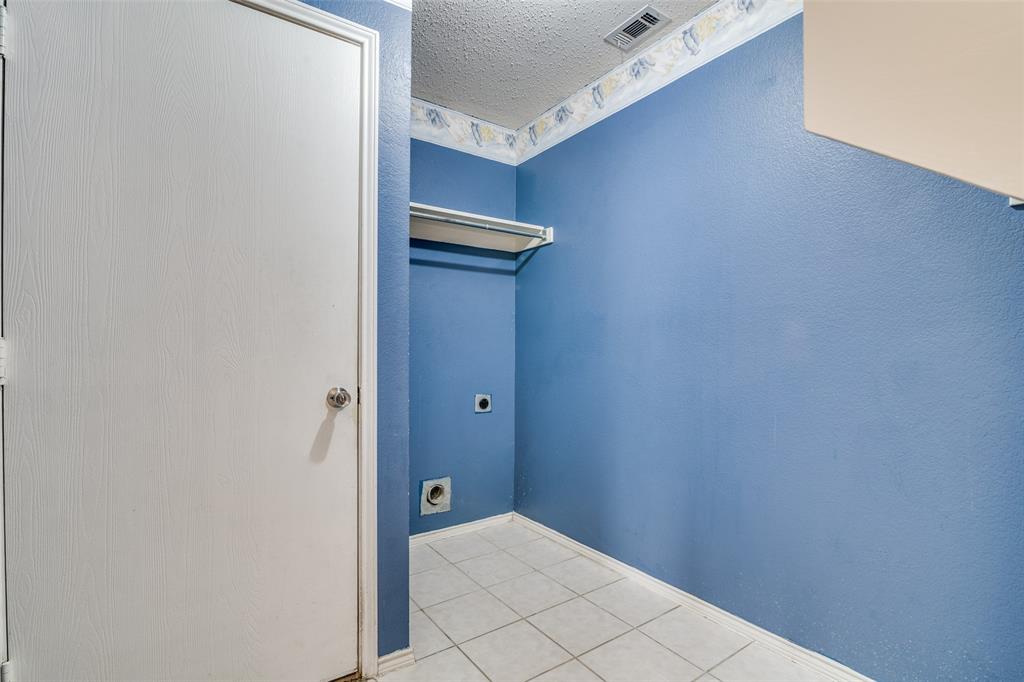 Lakeside Estates Ph II - Residential Lease