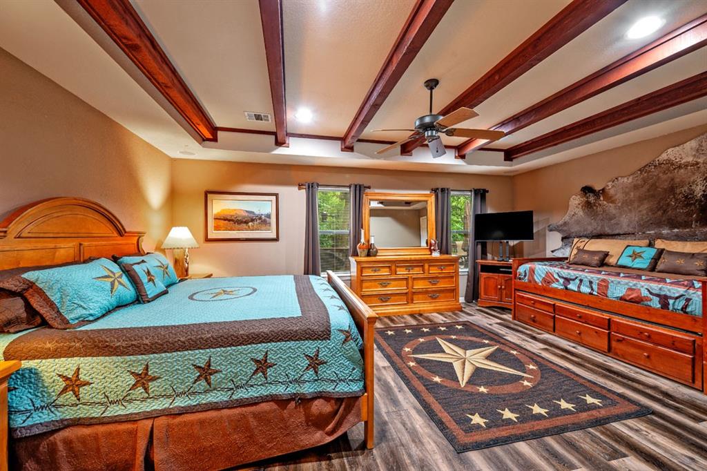 TANGLEWOOD HILLS CTRY CL 1-7 - Residential