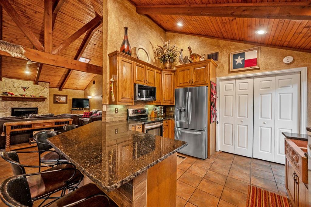 TANGLEWOOD HILLS CTRY CL 1-7 - Residential