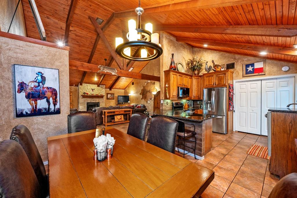 TANGLEWOOD HILLS CTRY CL 1-7 - Residential