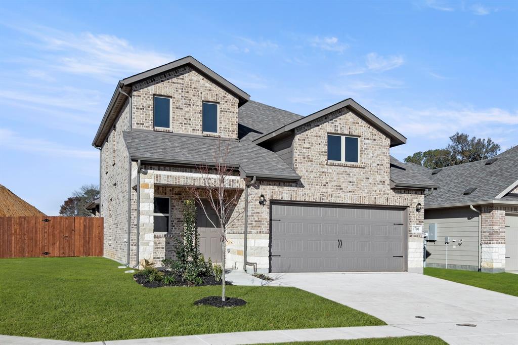 1700 Edgeway Drive