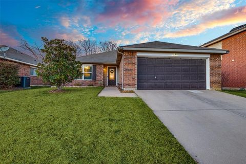 656 Condor Trail Saginaw TX 76131