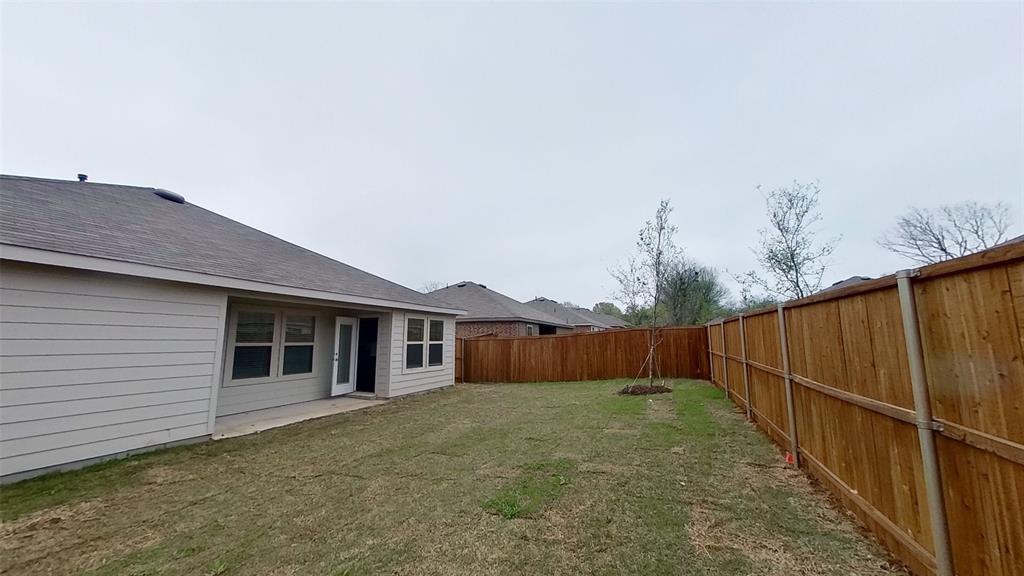 THREE OAKS ADDN - Residential Lease