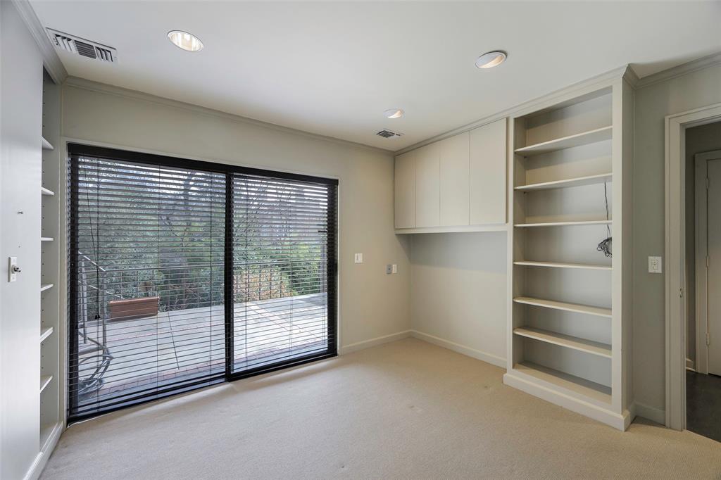 4006 Buena Vista Street