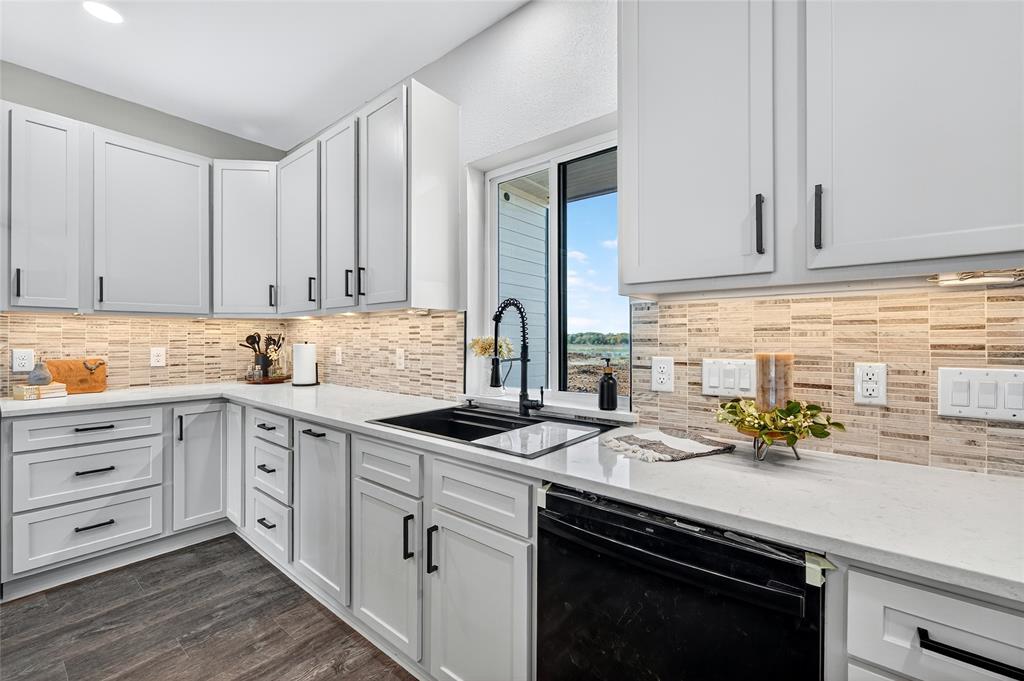 DIXIE ESTATES - Residential