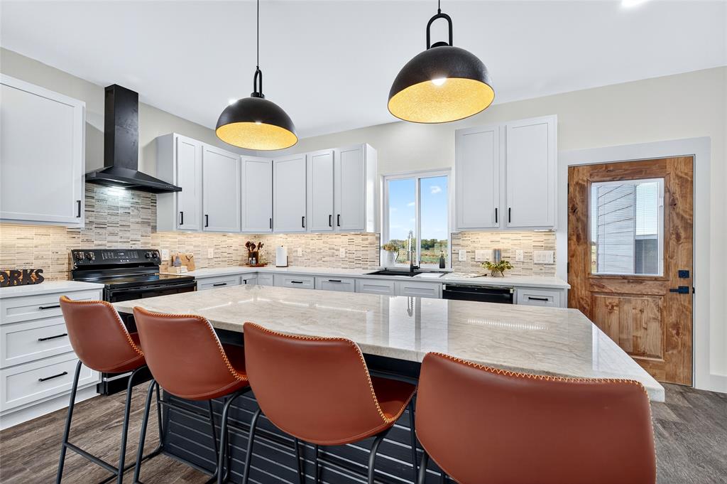 DIXIE ESTATES - Residential