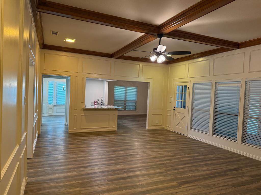 8 Ridge Drive