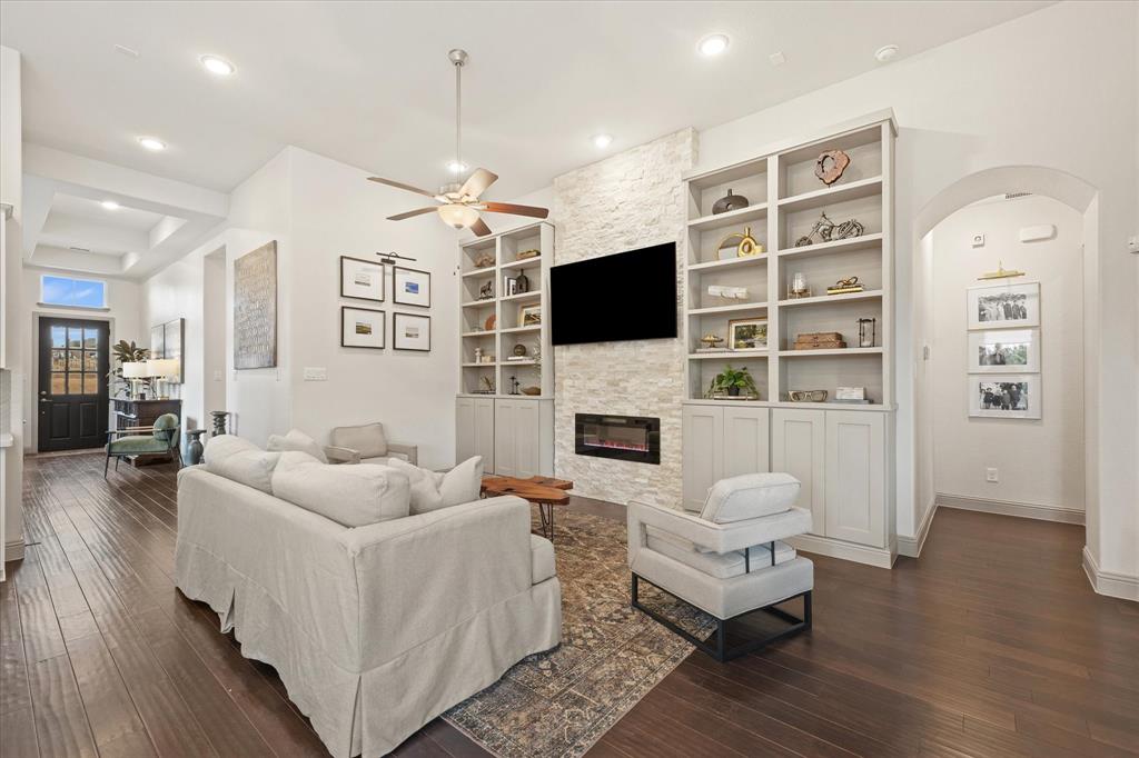 Estates Of Lakeshore Ph I The - Residential