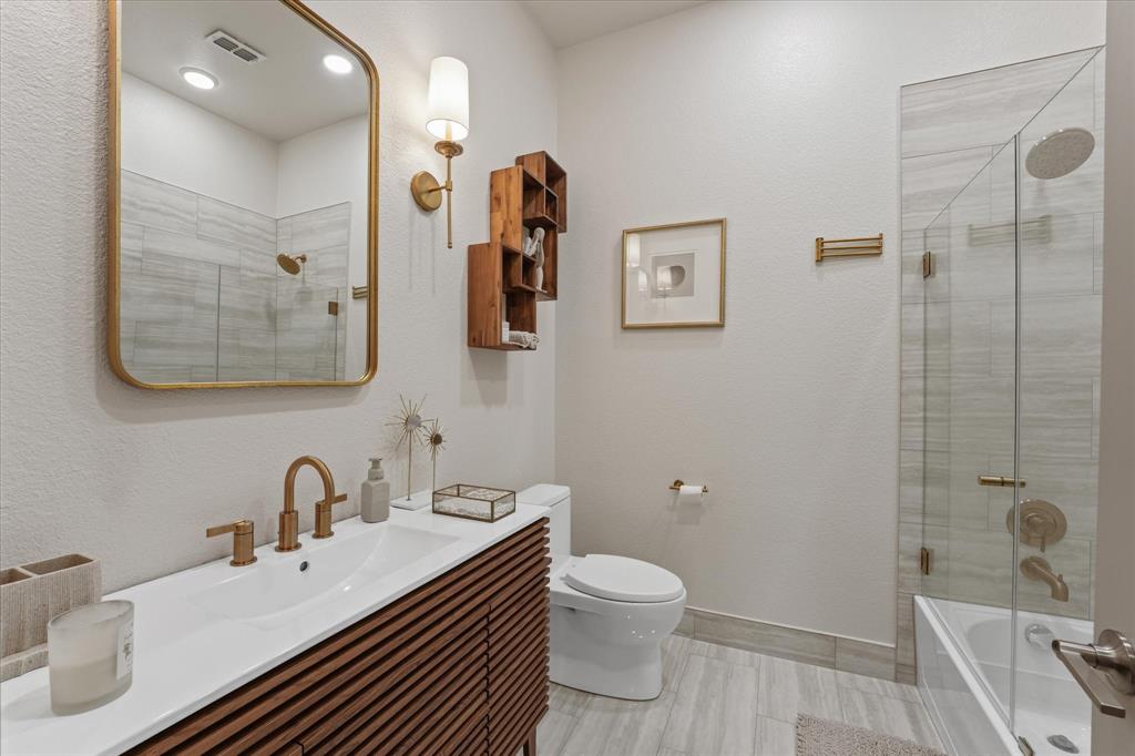 Estates Of Lakeshore Ph I The - Residential