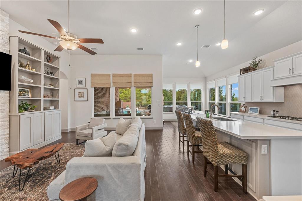 Estates Of Lakeshore Ph I The - Residential