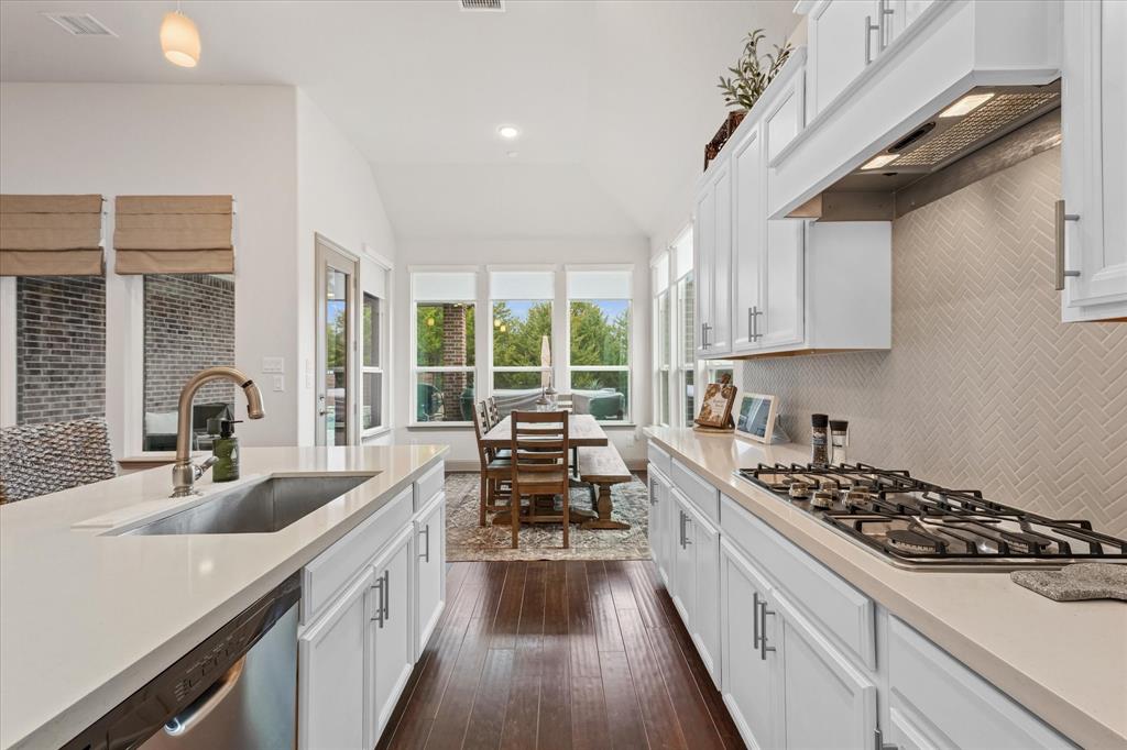 Estates Of Lakeshore Ph I The - Residential