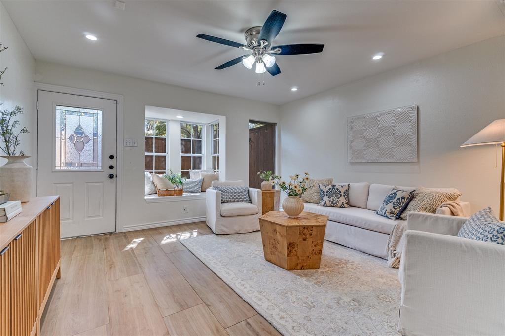 3623 Hawthorne Avenue