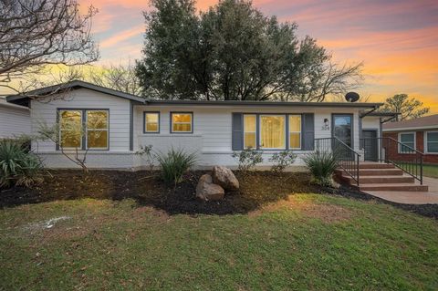 308 Wanda Way Hurst TX 76053