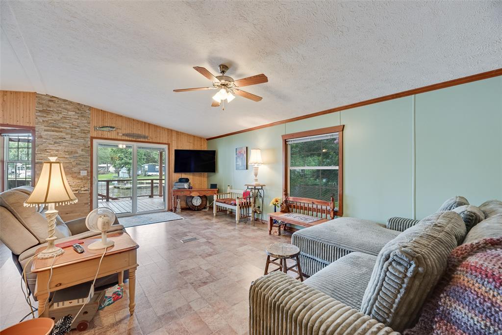 200 Dogwood Trail