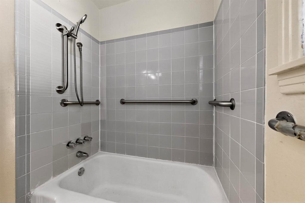 Casa View Heights Add 04 Instl - Residential