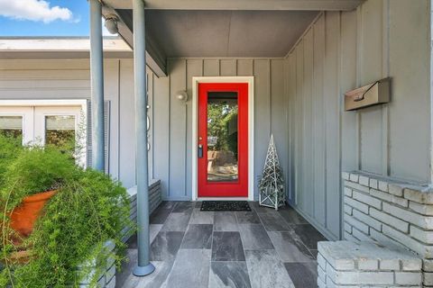 Tiny photo for 1405 Briarwood Boulevard, Arlington, TX 76013 (MLS # 21099062)