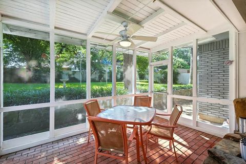 Tiny photo for 1405 Briarwood Boulevard, Arlington, TX 76013 (MLS # 21099062)