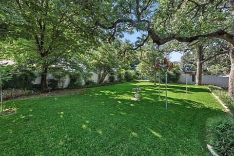 Tiny photo for 1405 Briarwood Boulevard, Arlington, TX 76013 (MLS # 21099062)