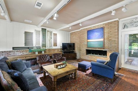 Tiny photo for 1405 Briarwood Boulevard, Arlington, TX 76013 (MLS # 21099062)