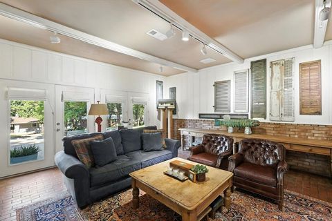 Tiny photo for 1405 Briarwood Boulevard, Arlington, TX 76013 (MLS # 21099062)