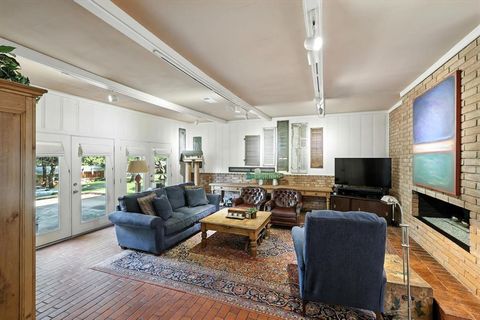 Tiny photo for 1405 Briarwood Boulevard, Arlington, TX 76013 (MLS # 21099062)