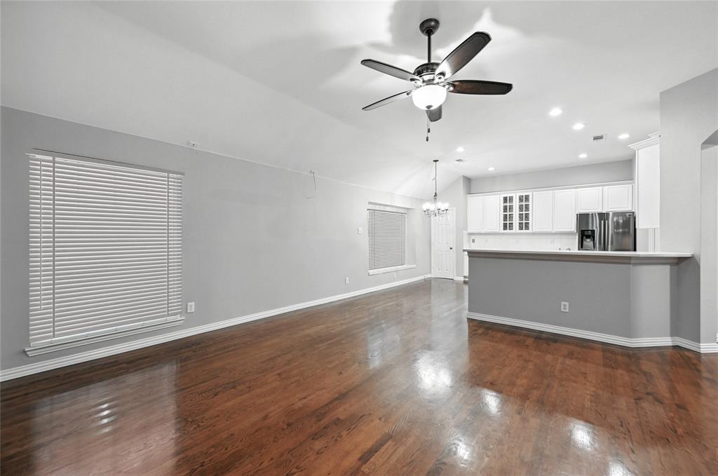 Flower Mound, Texas 75022, United States, 3 Bedrooms Bedrooms, ,2 BathroomsBathrooms,Residential,Pending,173777