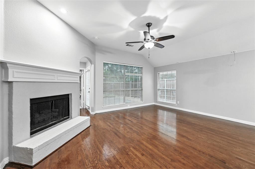 Flower Mound, Texas 75022, United States, 3 Bedrooms Bedrooms, ,2 BathroomsBathrooms,Residential,Pending,173777