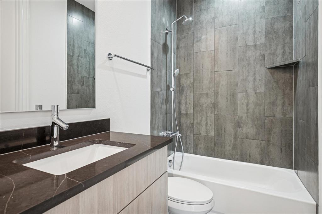 Addison Grove - Residential