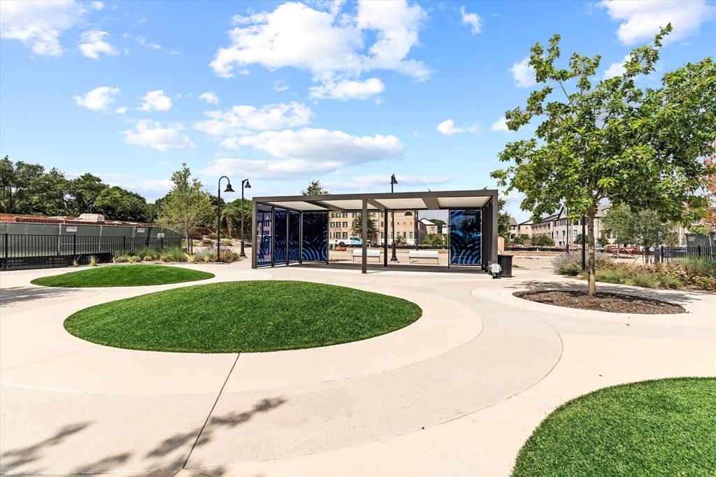 Addison Grove - Residential