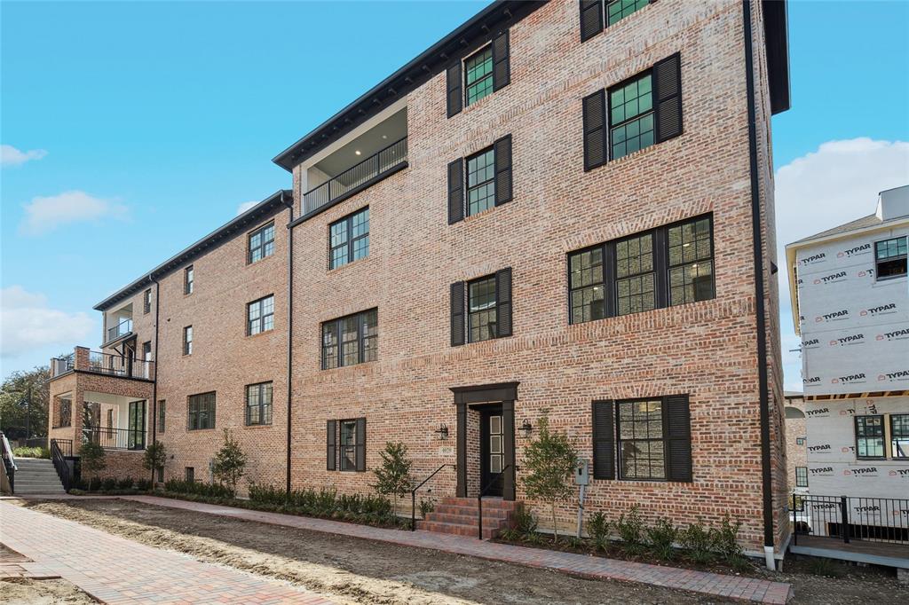 Addison Grove - Residential