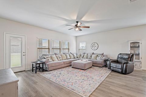 Tiny photo for 133 Gentle Circle Way, Royse City, TX 75189 (MLS # 21141257)