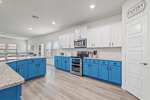 Tiny photo for 133 Gentle Circle Way, Royse City, TX 75189 (MLS # 21141257)