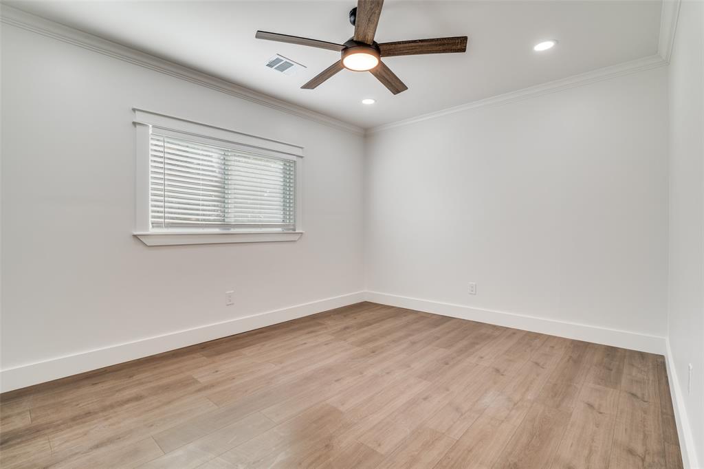 Olivers 02 - Residential Lease