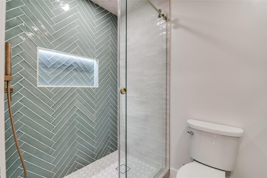 Olivers 02 - Residential Lease