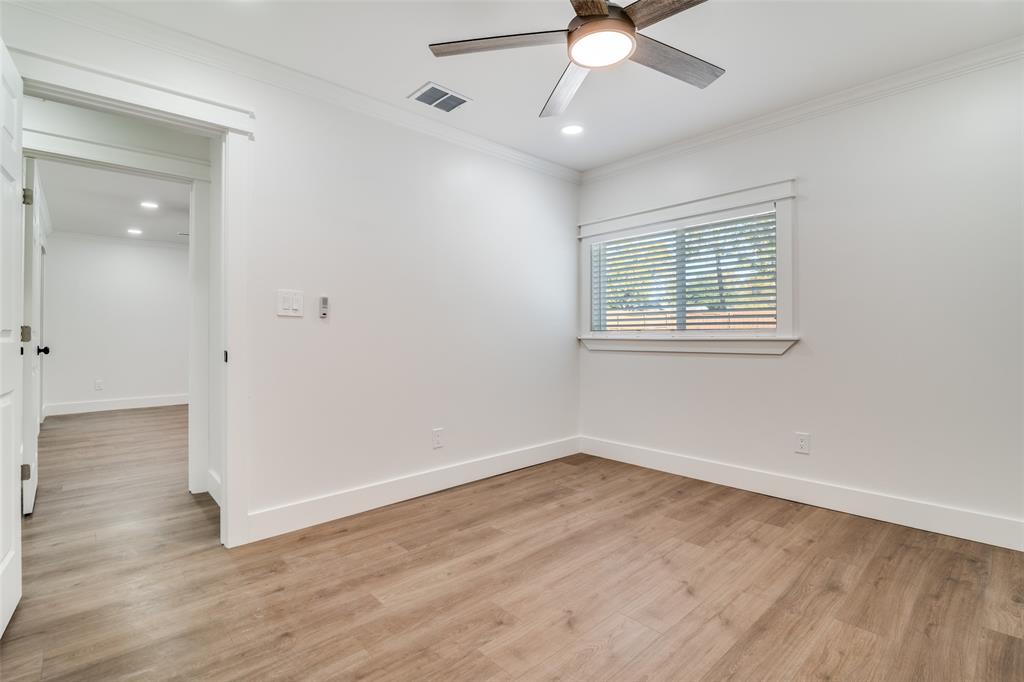 Olivers 02 - Residential Lease