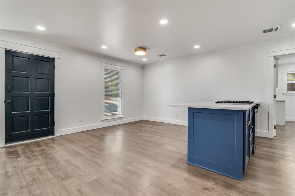 Olivers 02 - Residential Lease