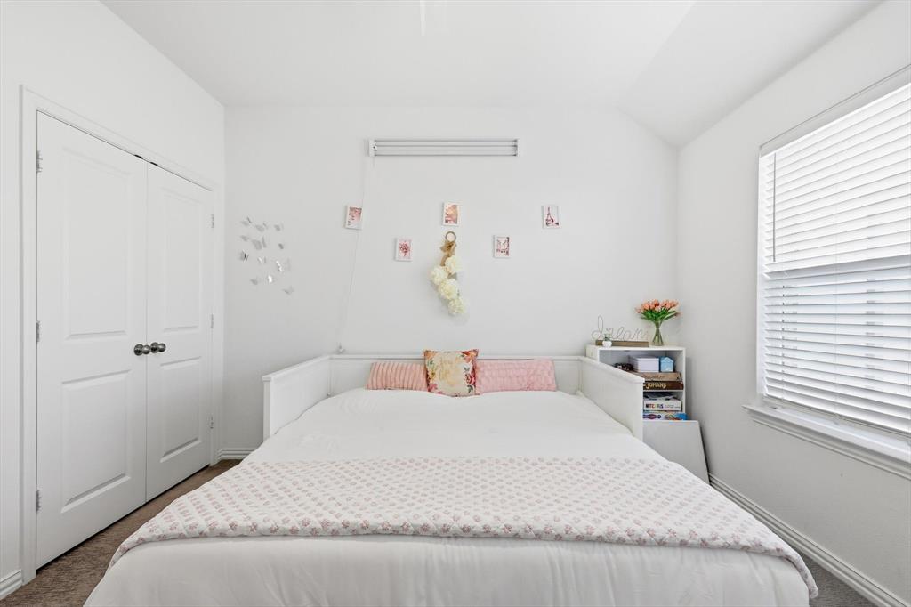 Village At Twin Creeks Ph Four - Residential