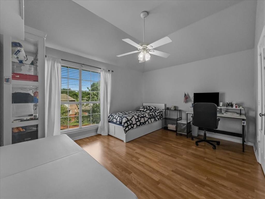 Big Spgs Court - Residential