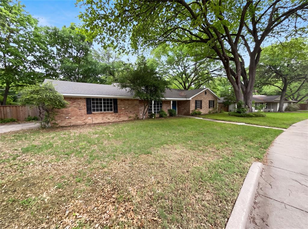 2017 Greenbriar Lane