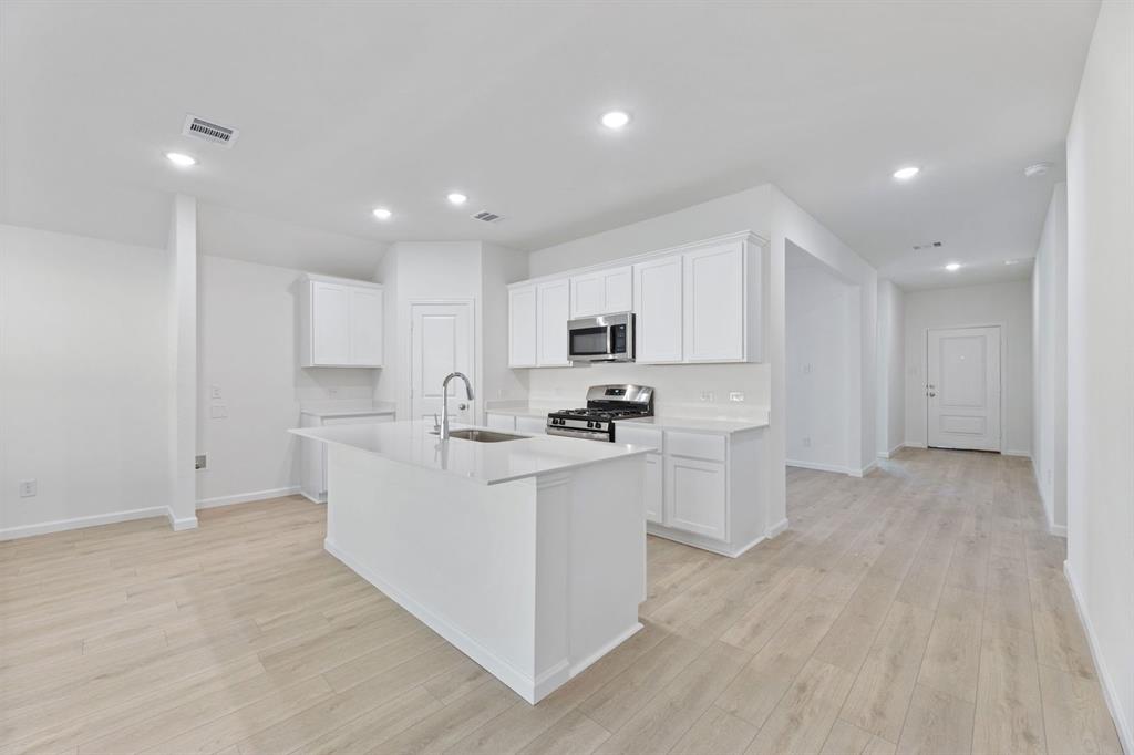 3820 Rose Hill Court