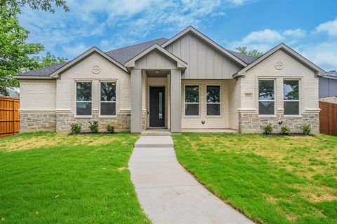 2021 Ash Hill Road Carrollton TX 75007