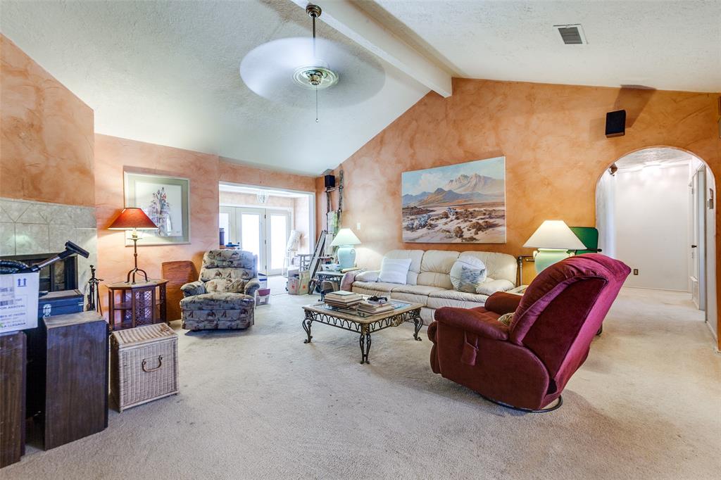 808 Middle Cove Drive