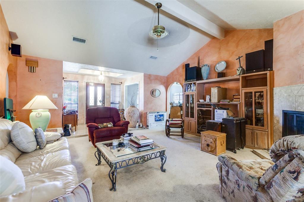 808 Middle Cove Drive
