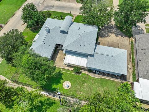 A home in Terrell