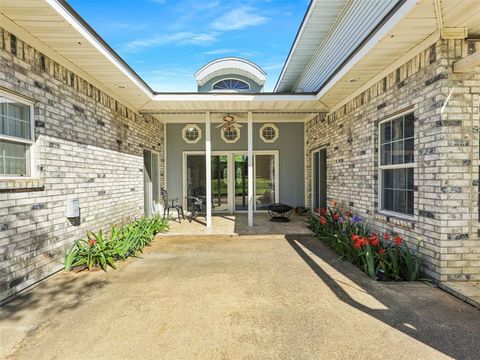 A home in Terrell